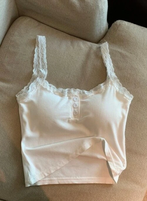 White Half-Buttons Lace Camisole | Lisa – BlackPink