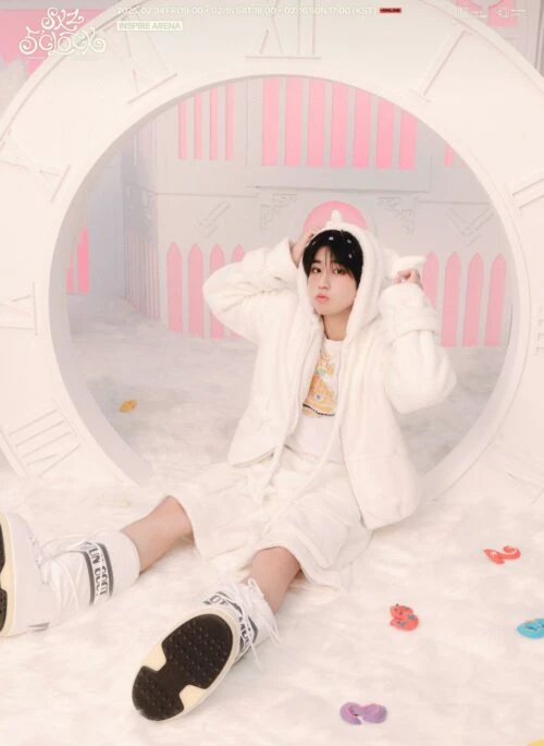 White Plush Bear Ears Hooded Jacket | Jisung - Stray Kids