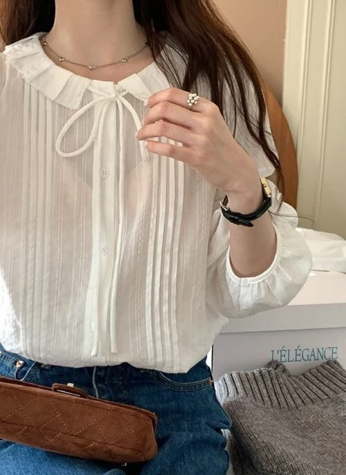 White Ruffle Collar Pleated Blouse | Wendy – Red Velvet
