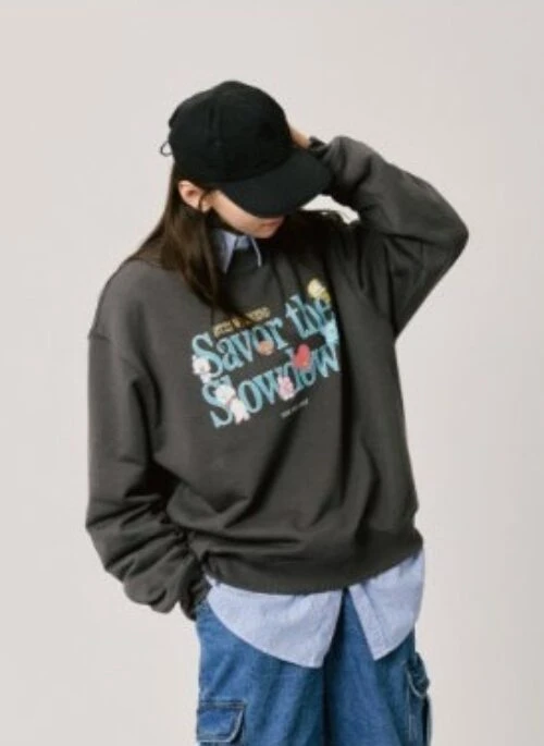 BT21 Basic Sweatshirt | Charcoal