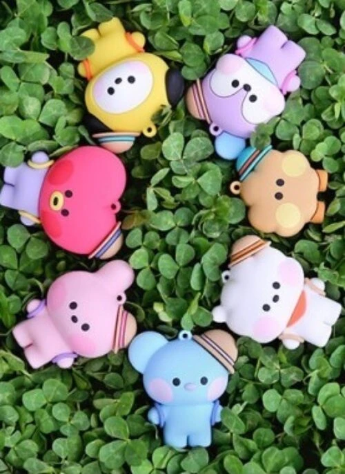 BT21 x Monopoly Collaboration Figure Keyring | Picnic