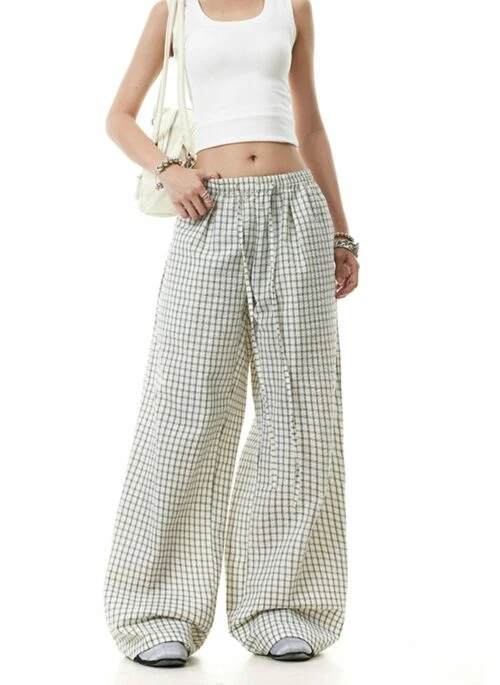 Beige Plaid Drawstring Pants | Momo – TWICE