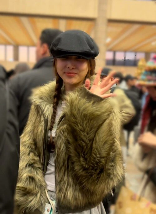 Beige Reversible Faux Fur Jacket | Nayeon – TWICE