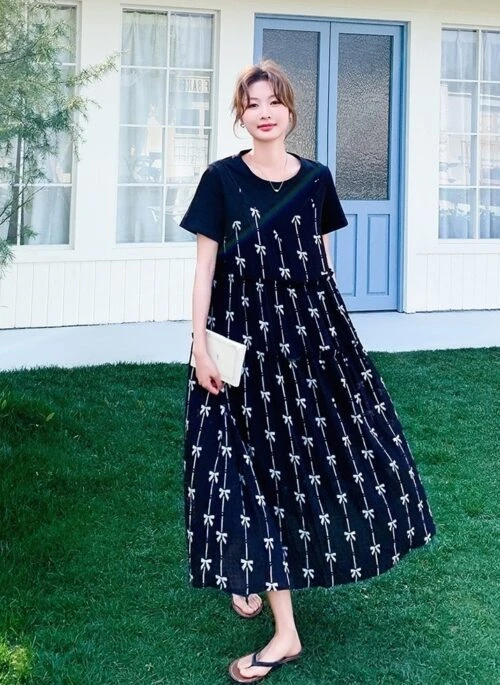 Black Floral Layered T-Shirt Dress