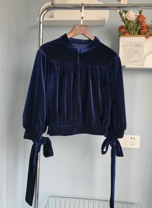 Blue Velvet Gathered Crop Top | Dahyun – Twice