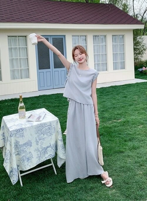 Chic Sleeveless Top And Skirt Casual Set