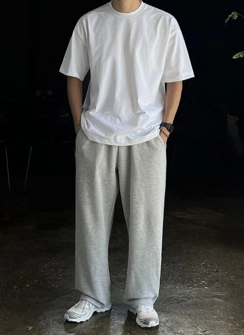 Classic Cotton Relaxed Fit Crewneck T Shirt