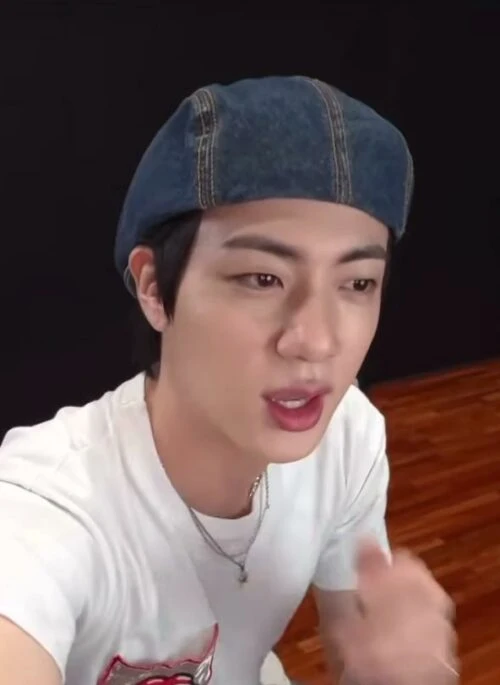Dark Blue Contrast Stitch Denim Hat | Jin – BTS