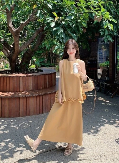 French Ruffle Hem Sleeveless Top And Skirt Set