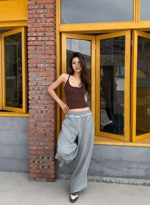 Grey Raw Edge Distressed Sweatpants | Jennie – BlackPink