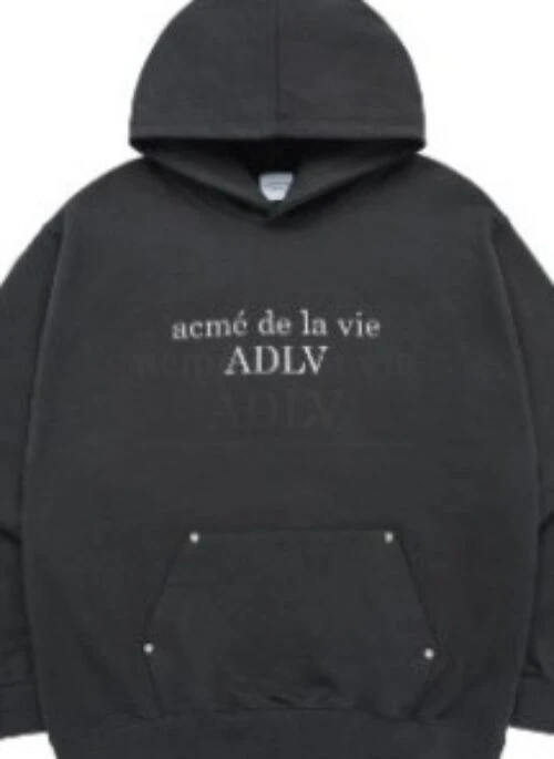 JEONGHAN x acme de la vie – Circle Symbol Rivet Hoodie | Charcoal