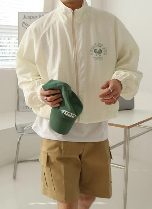 Lightweight Outdoor Printed Jacket With Stand Collar