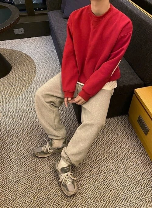 Patch Design Crewneck Sweatshirt Trendy Loose Fit
