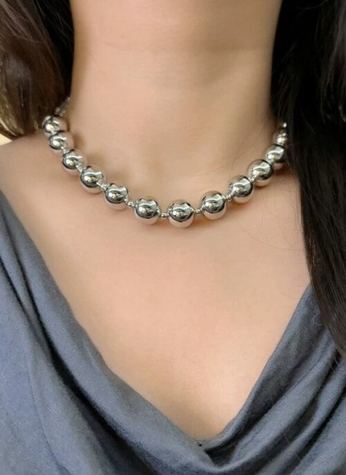 Silver Metallic Ball Chain Necklace | Juria – XG