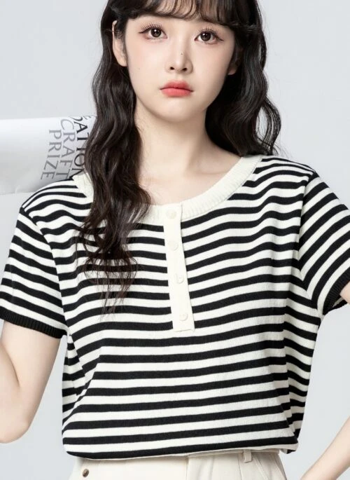 Striped Knit Short Sleeve Vintage Top