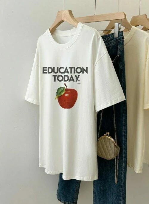 White Apple Print T-Shirt | Maya – XG