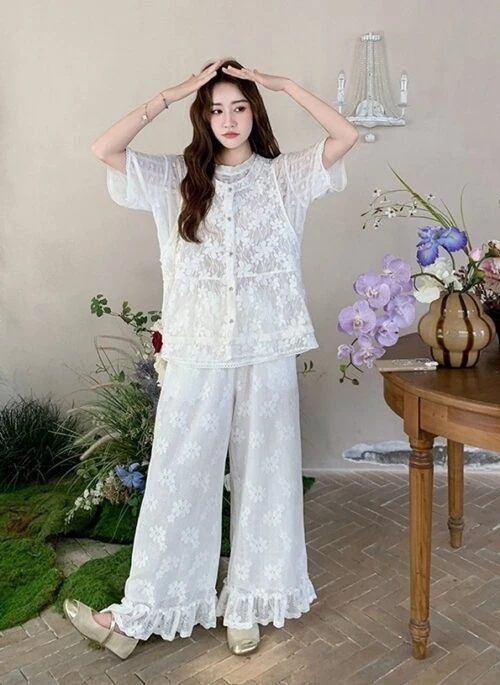 White Lace Vest T Shirt Wide Leg Pants Set