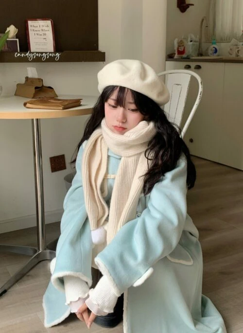 White Woolen Beret Hat | Solar – Mamamoo