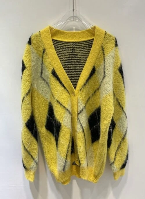 Yellow Argyle Pattern V-Neck Cardigan | Kai – EXO