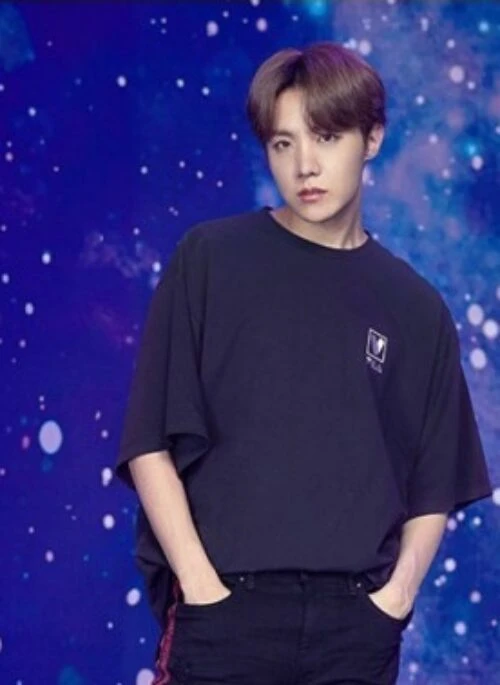 BTS x FILA “VOYAGER Collaboration” Loose Fit Leathering T-Shirt
