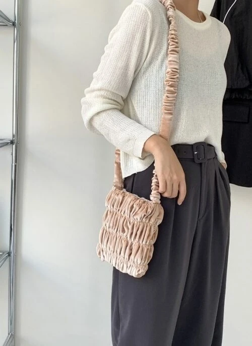 Beige Ruched Crossbody Bag | Moka – ILLIT