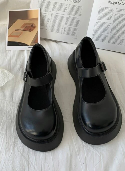 Black Chunky Mary Jane Platforms | Yunah  - ILLIT