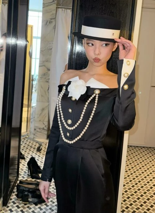 Black Flower Pearl Chain Off-Shoulder Top | Jennie – BlackPink