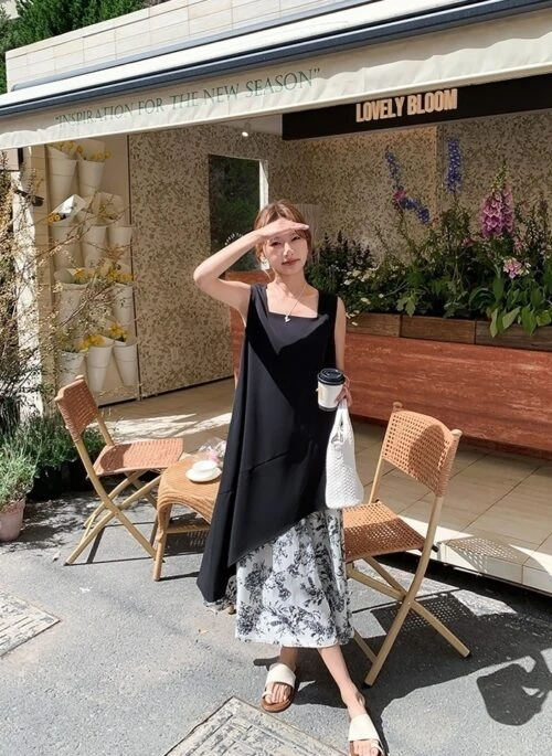 Black Ink Print Sleeveless Vacation Dress