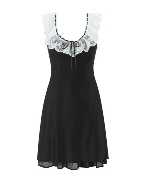 Black Lace Off-Shoulders Satin Dress | Chaewon – Le Sserafim