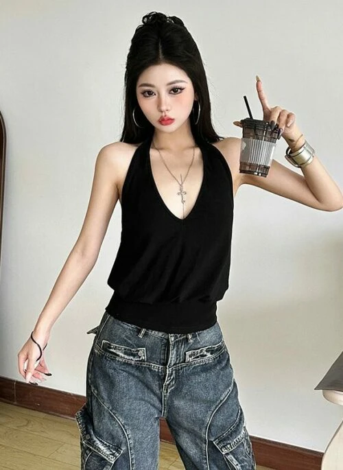 Black V-Neck Halter Ribbed Top | Jennie – BlackPink