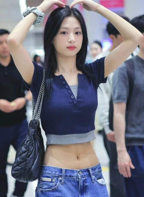 Blue And Grey Half Button Crop T-Shirt | Ahyeon - BabyMonster