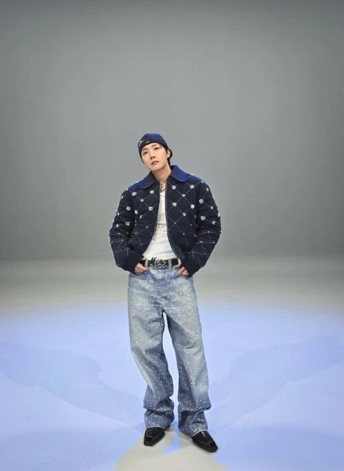 Blue Crystal-Studded Baggy Jeans | J-Hope – BTS