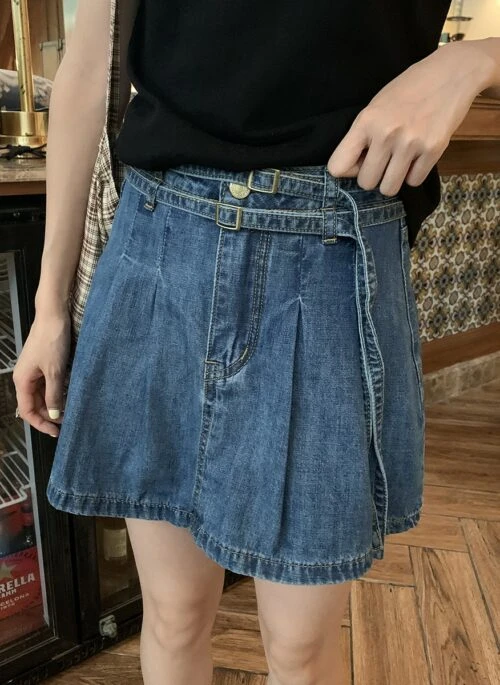 Blue Double Buckled Denim Pleated Skirt | Asa – BabyMonster