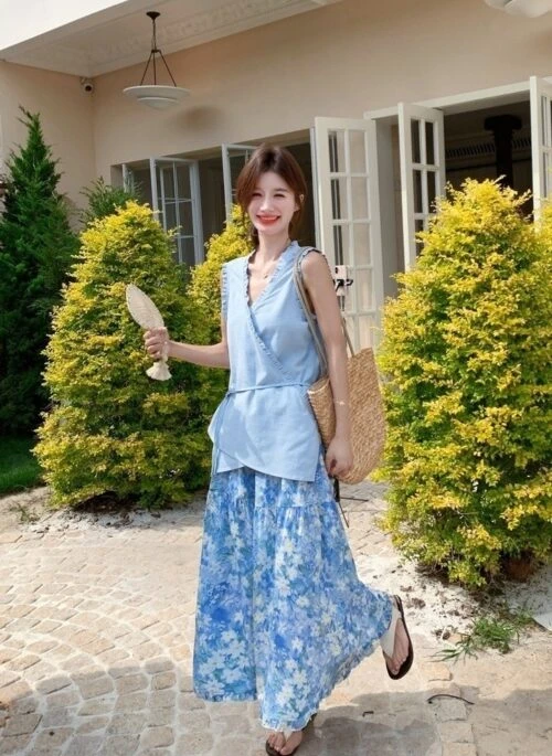 Blue Floral Vacation Style Dress And Skirt Set