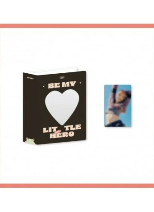 CHUU “Howl” Merch – Collect Book