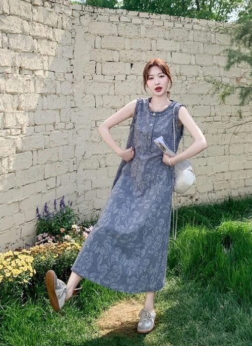 Casual Sleeveless Denim Dress With Ruffle Trim