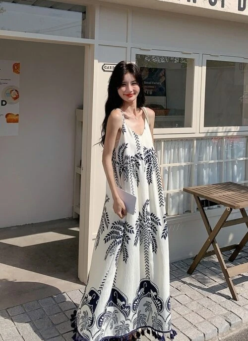 Coastal Vacation Tassel Print Relaxed Maxi Dress