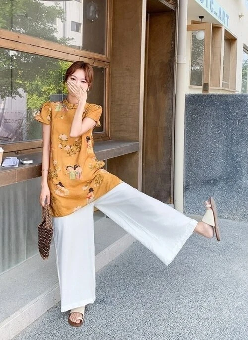 Elegant Floral Print Lightweight Top And Wide Leg Pants Set