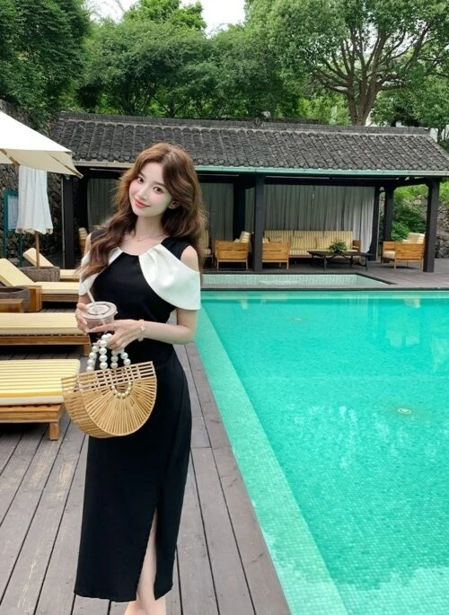 Elegant Off Shoulder Black Maxi Dress