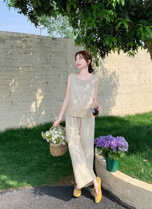Elegant Polka Dot Relaxed Fit Vest Set