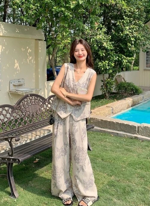 French Style Floral Vest And Straight Pants Set