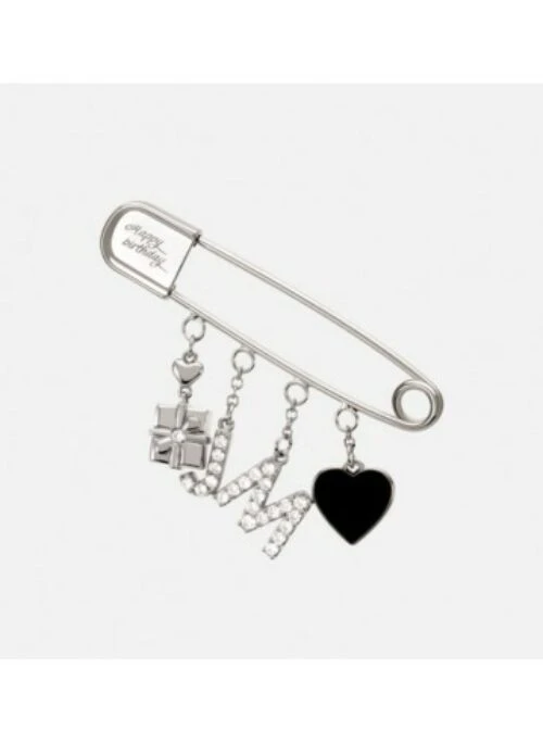 KARINA “Artist Birthday” Merch – Brooch