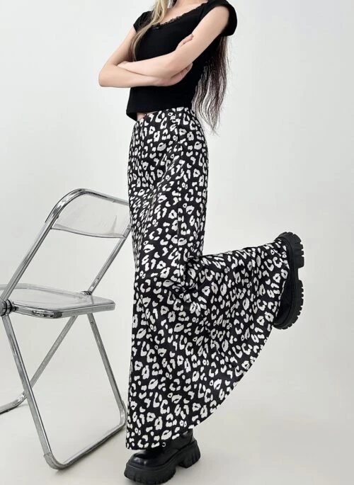 Leopard Print A Line Black Midi Skirt