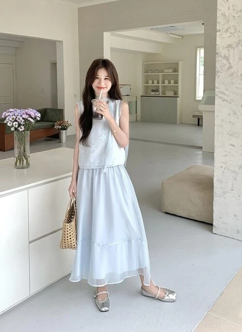 Light Blue Embroidered Vest And Skirt Set
