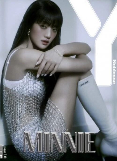 MINNIE - Y Magazine Magazine Vol. 10 Cover Type A