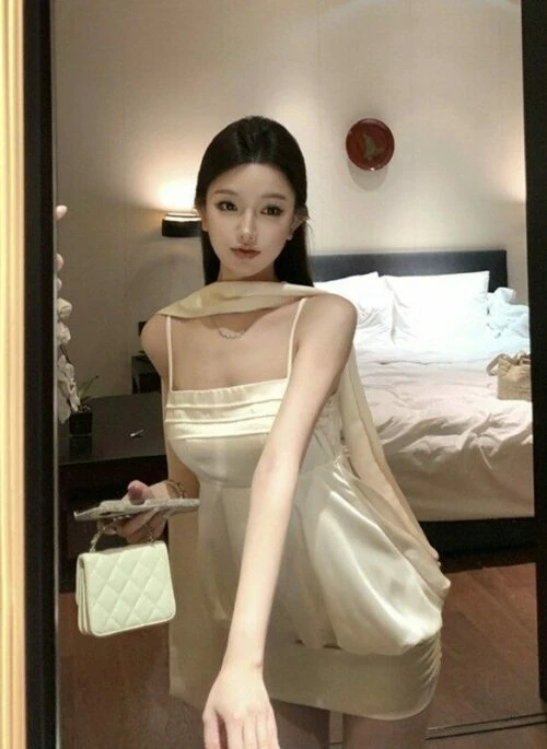 Off-White Bubble Ruched Dress | Jennie – BlackPink