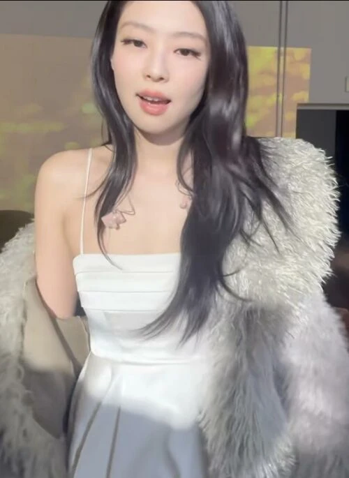 Off-White Bubble Ruched Dress | Jennie – BlackPink