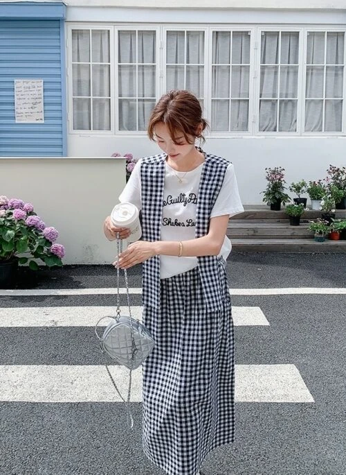 Plaid Embroidered Sweater And Skirt Set With Shawl