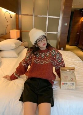 Red Holiday Pattern Sweater | Yang Geum Myeong – When Life Gives You Tangerines