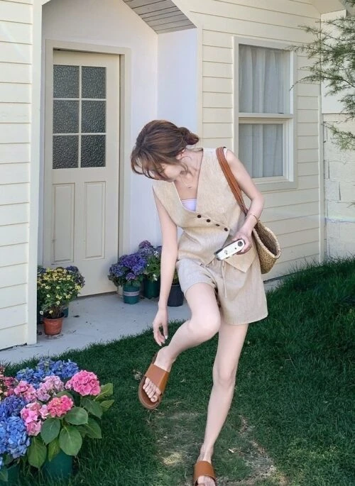 Relaxed Fit Casual Vest And Wide Leg Shorts Set